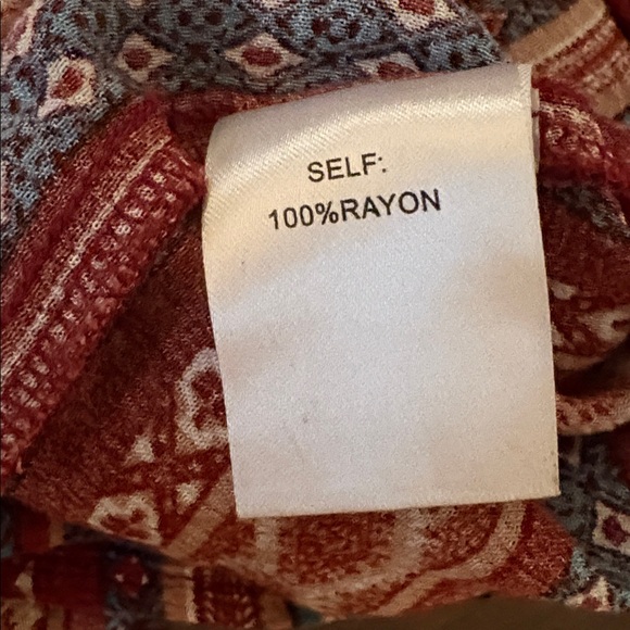 Patterned Tunic - Picture 6 of 6